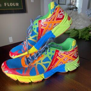 Asics Gel-Noosa Tri 9  Size 6.5